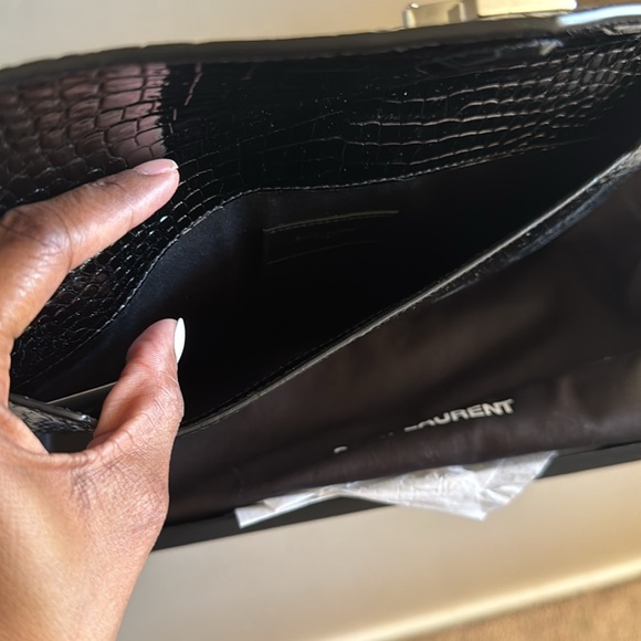 YSL Pouch - Picture 4 of 4